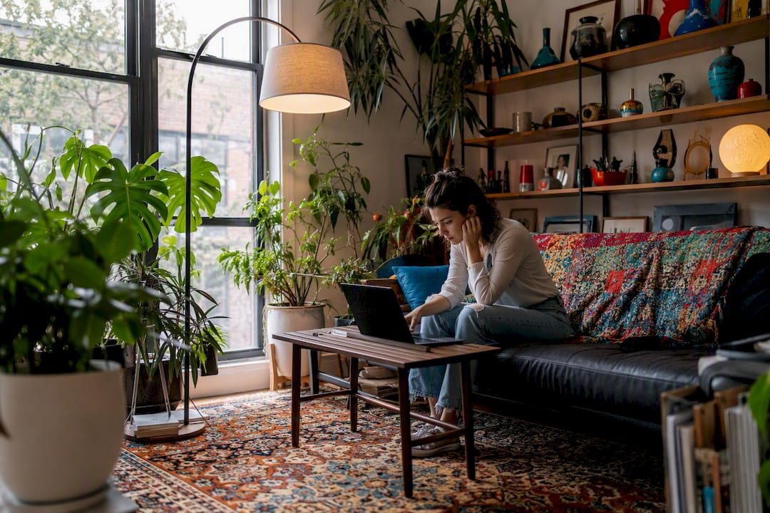 Layered interior decor with textures and lighting